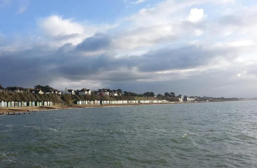 Solent Sea View Beach Cottage Hill Head 外观 照片